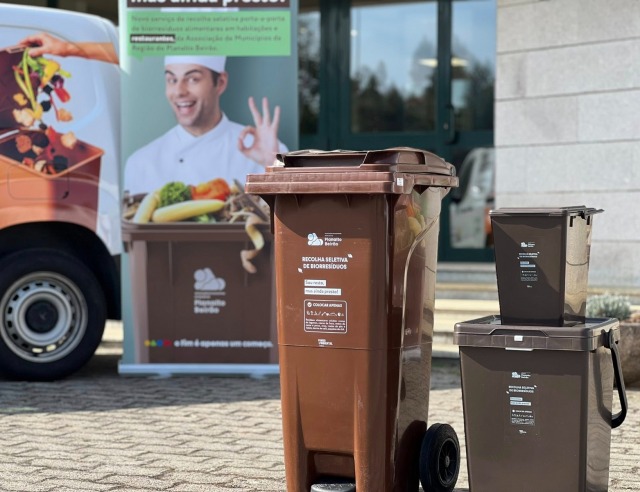 A Associação de Municípios da Região do Planalto Beirão (AMRPB) tem novo serviço de recolha seletiva porta-a-porta de biorresíduos alimentares, sob o lema 