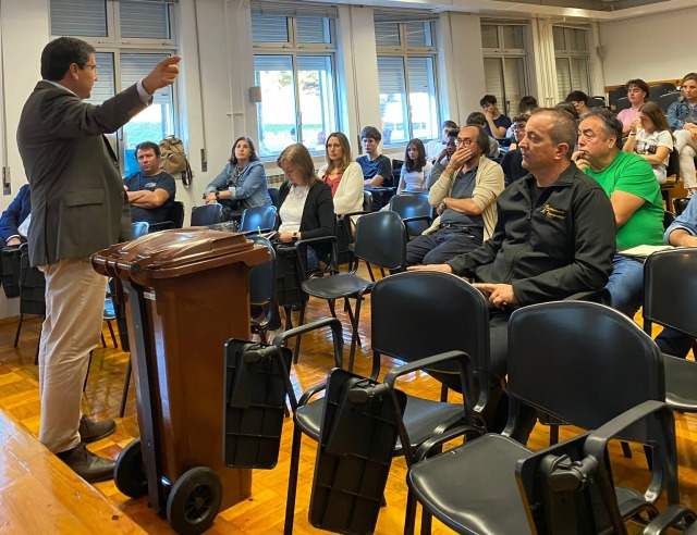 Apresentação do novo serviço de recolha seletiva porta-a-porta de biorresíduos alimentares, sob o lema “Sou Resto, mas ainda Presto!