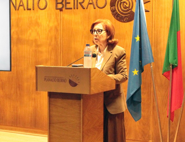 Ministra do Ambiente e Energia visita a Associação de Municípios da Região do Planalto Beirão